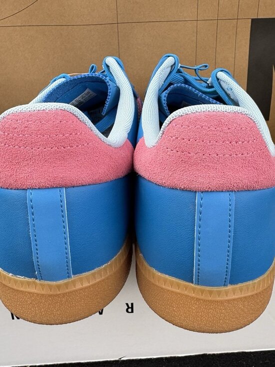 NEW Adidas Velosamba \